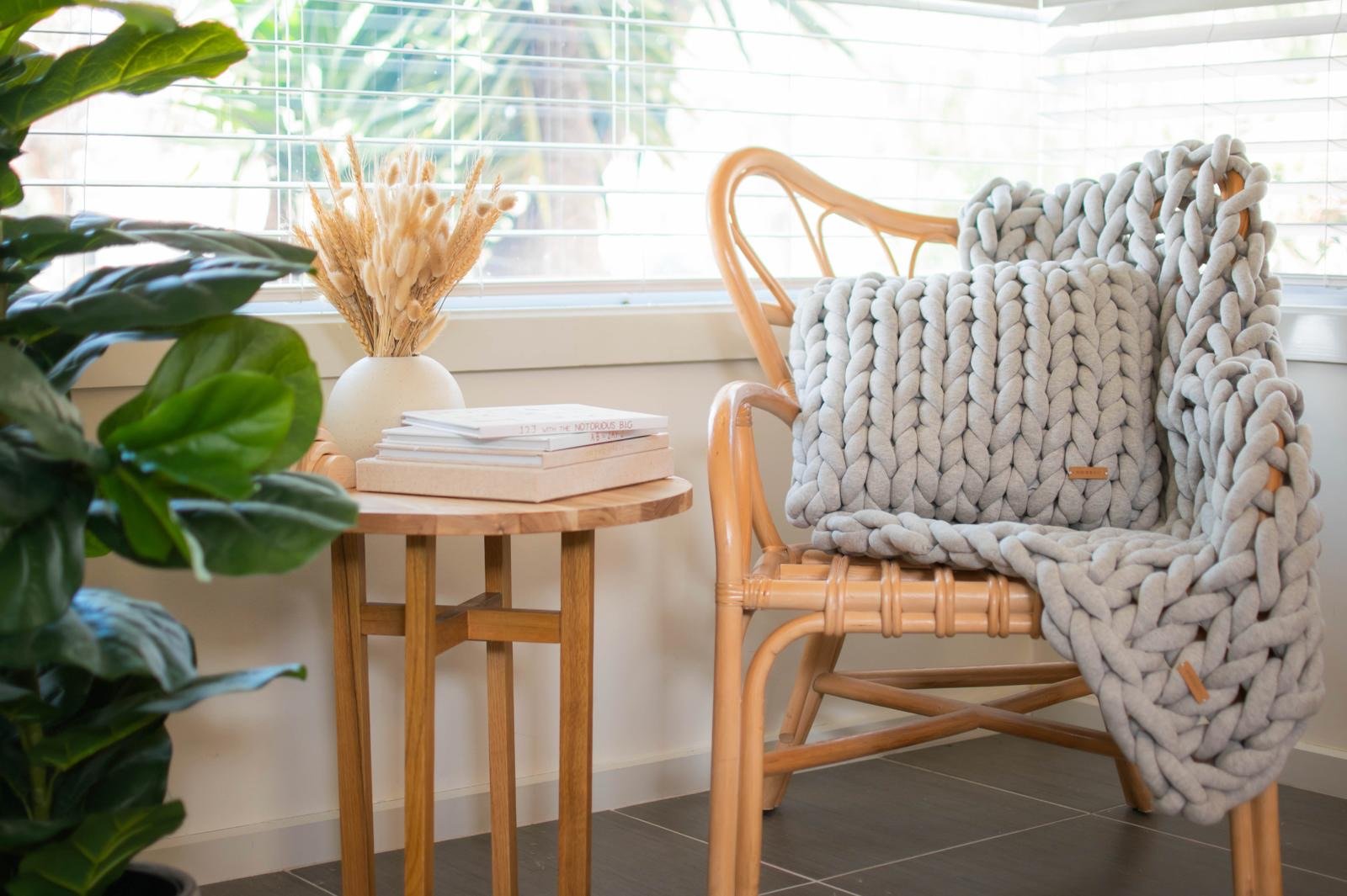 Chunky Cot Throw | GREY