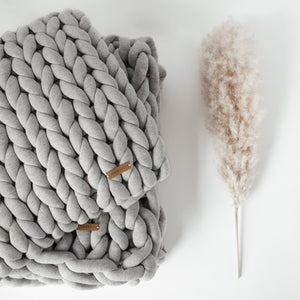 Chunky Cot Throw | GREY