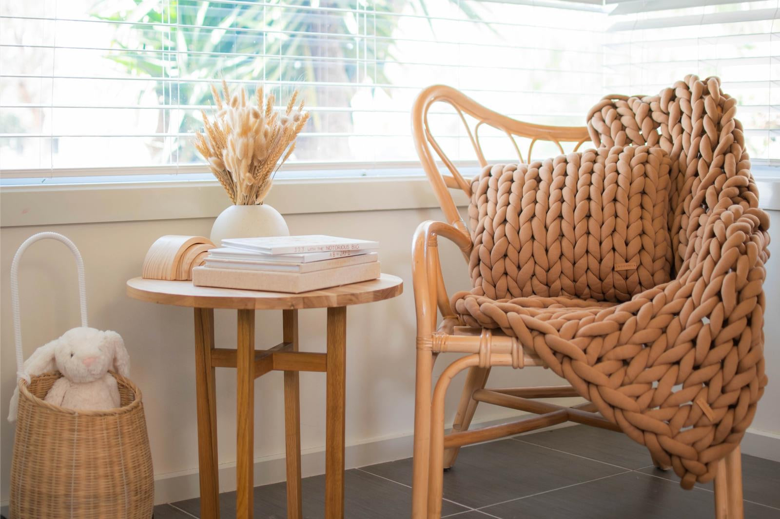 Chunky Cot Throw