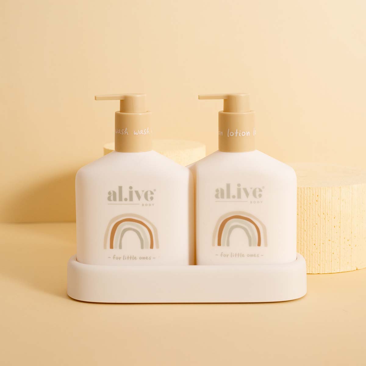 BABY DUO (HAIR/BODY WASH & LOTION + TRAY - GENTLE PEAR)